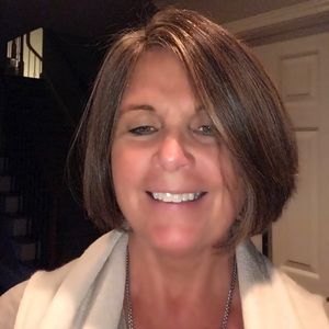 Meet your Posher, Suzanne